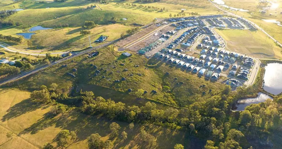 McFARLANES RISE - CHISHOLM